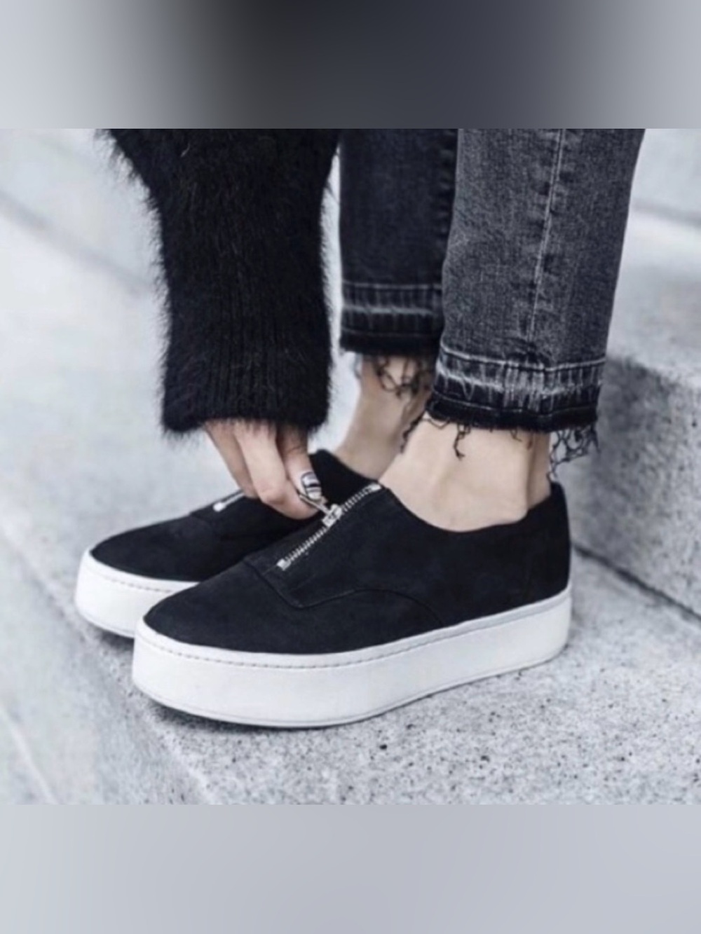 $250 Vince "Warner" Black Suede Leather Zip Platform Sneaker Women's 8.5